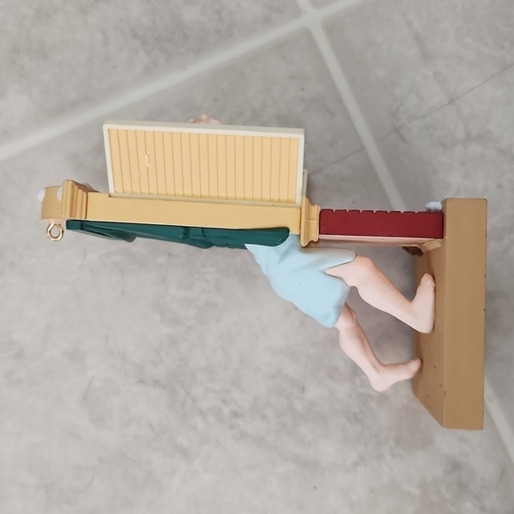 1997 hallmark keepsake away to the window - Picture 5 of 6